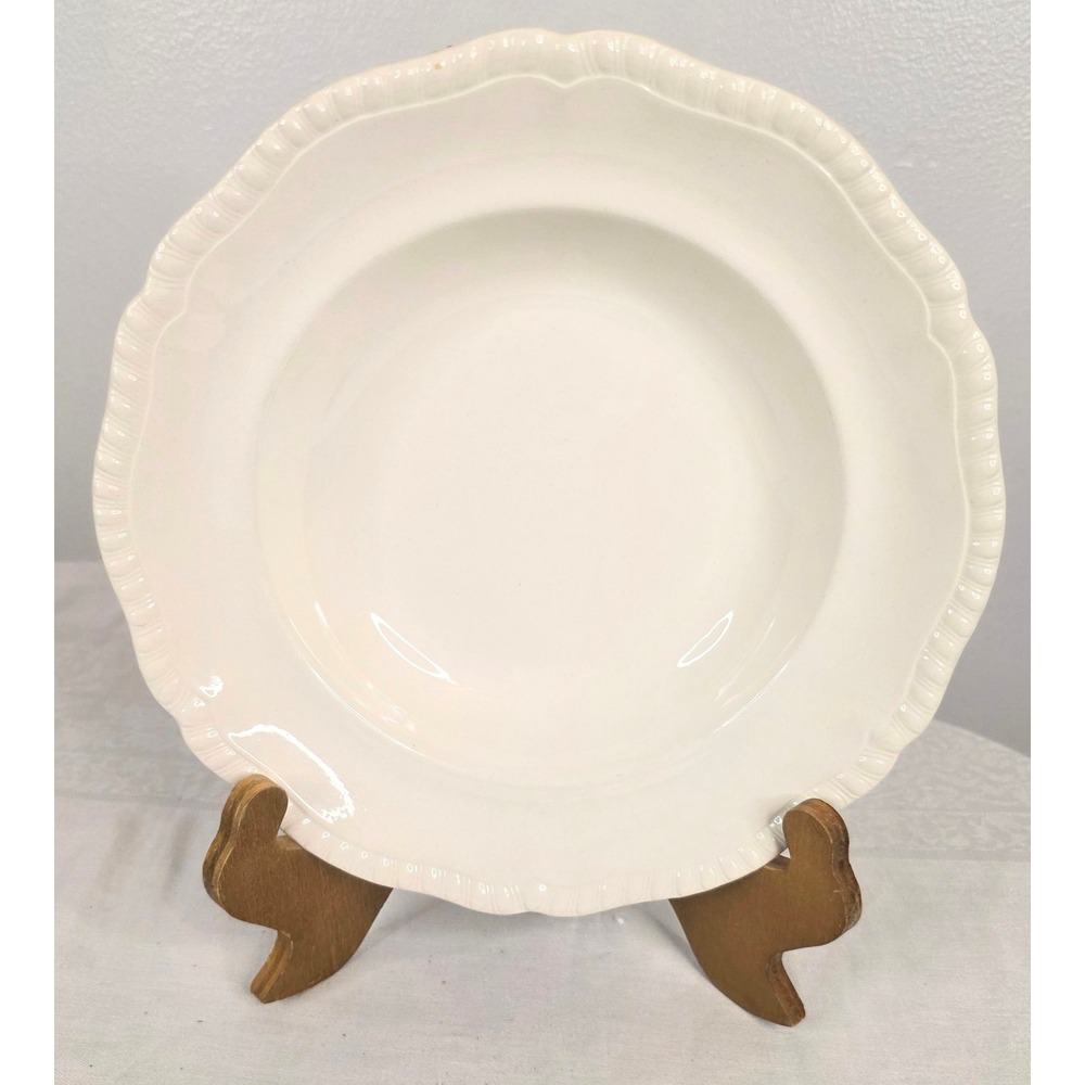 Copeland Spode England White Ironstone Scalloped Rimmed Soup Bowl 9.25 Inch